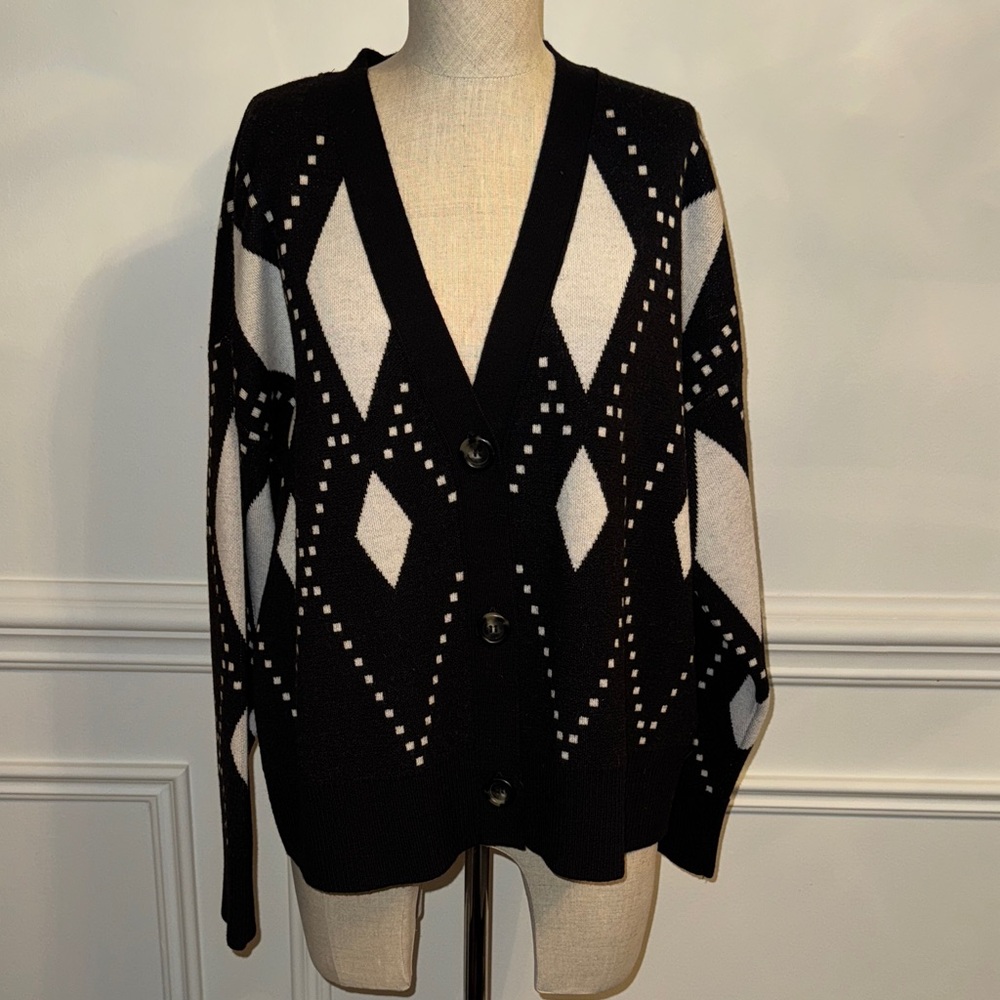 Gant Black and White Diamond Pattern Cardigan